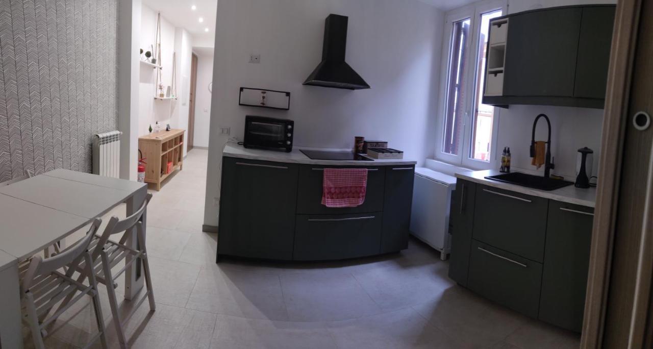 Almarosa House Acomodação com café da manhã  *